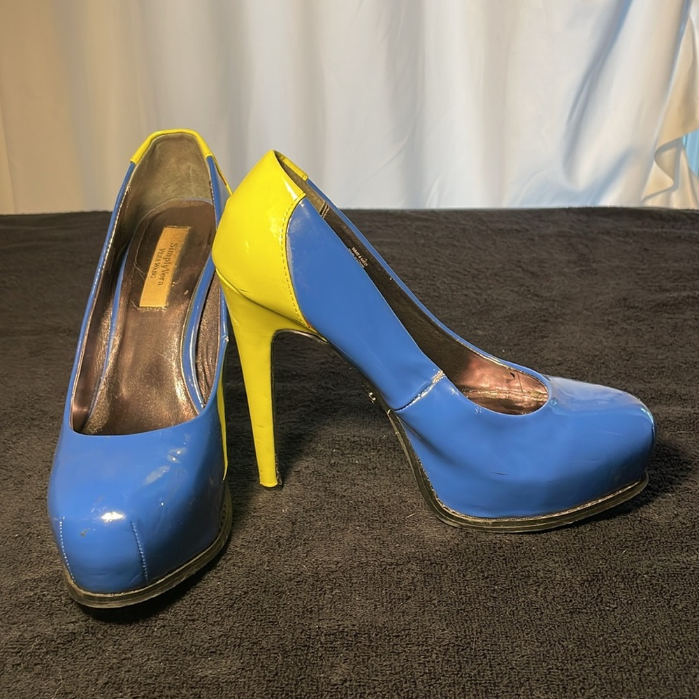 Vera Wang blue and lime green patent stilettos